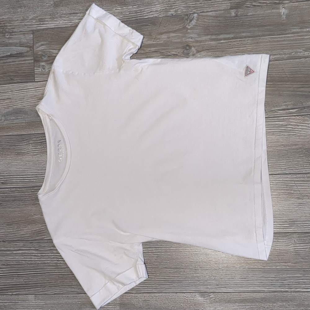 5/$25 Guess White Classic Logo T-shirt M